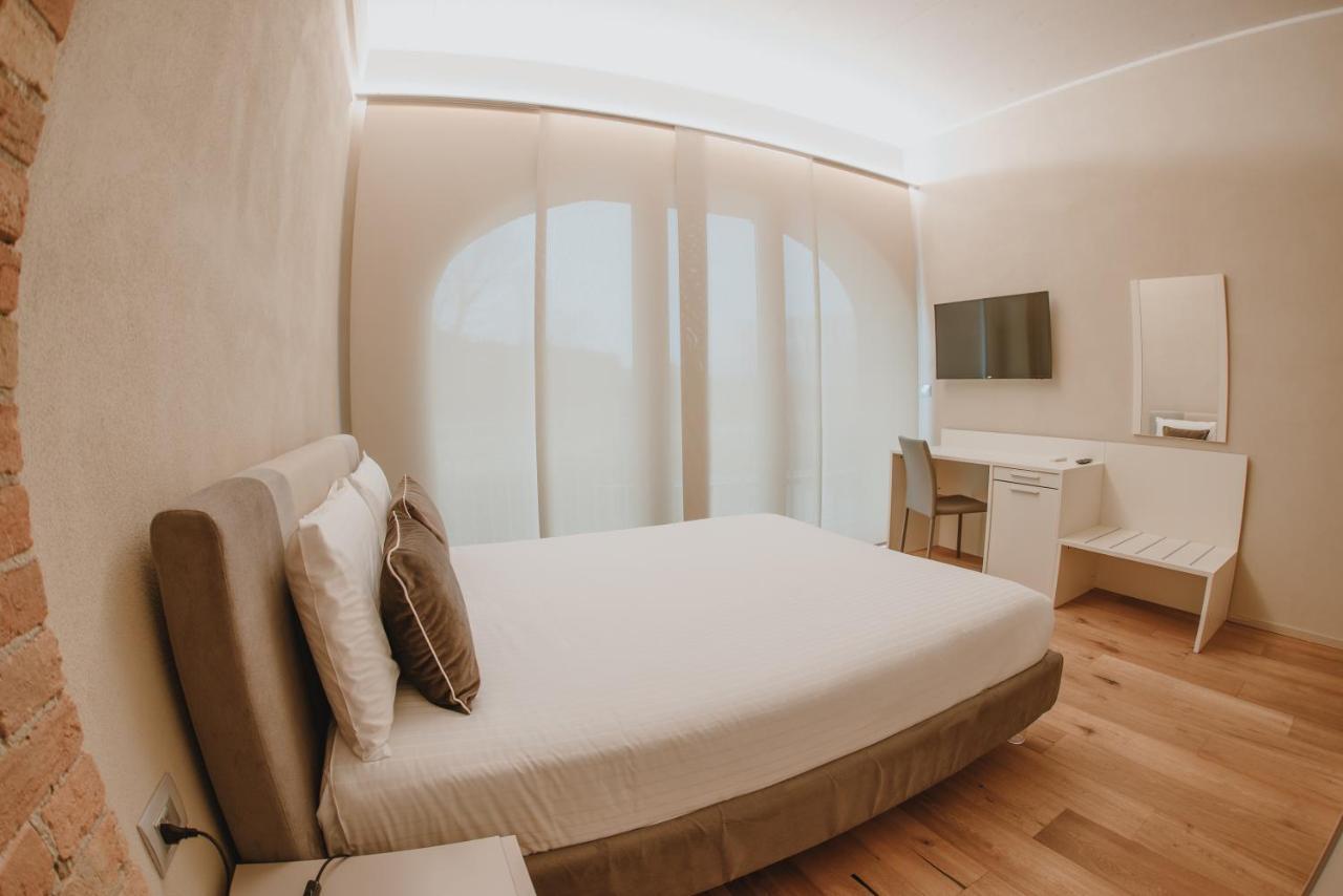 La Cascina Di Carlotta 1846 Agriturismo 阿尔巴 外观 照片