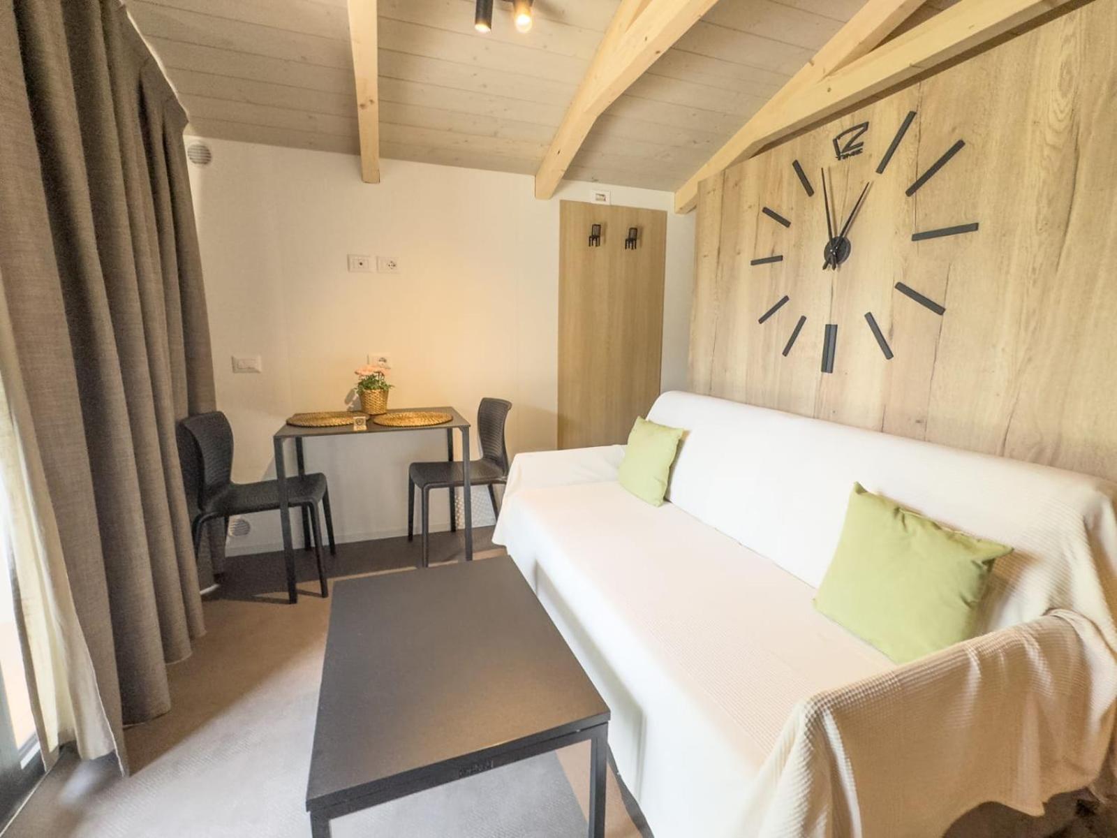 La Cascina Di Carlotta 1846 Agriturismo 阿尔巴 客房 照片